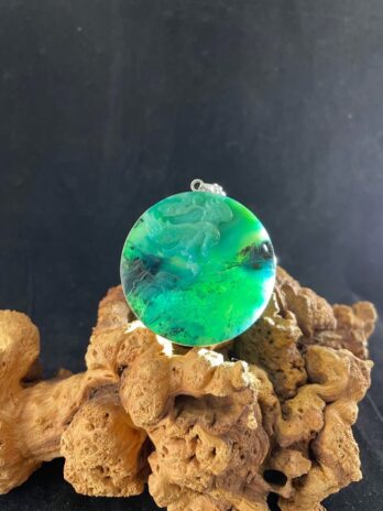 穩定能量的全玉化台灣藍寶飛鷹項鍊附鑑定書